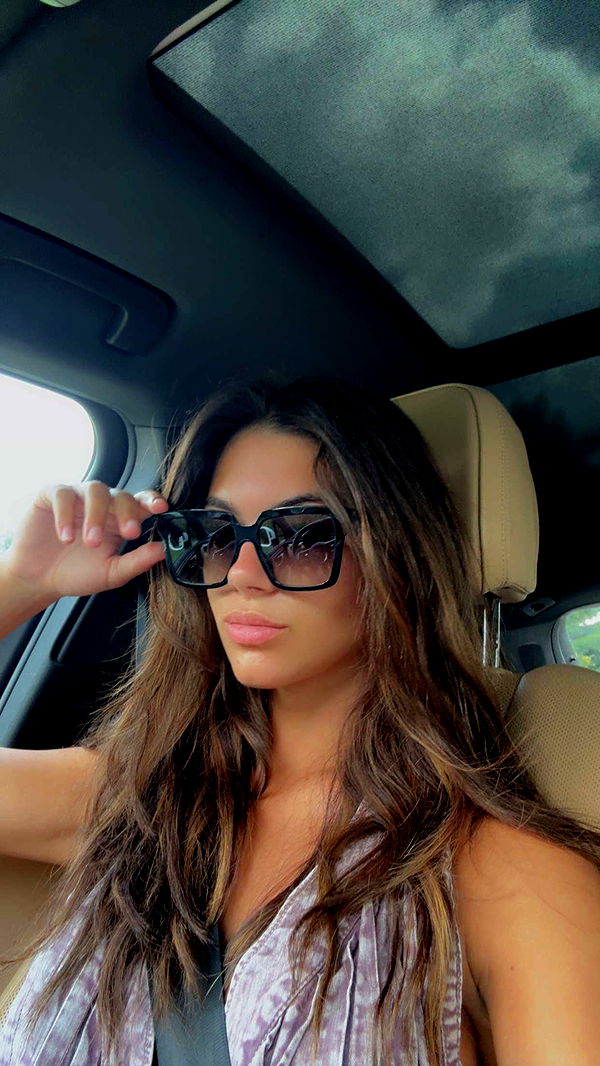 mia_sweitz image ~ Altpins