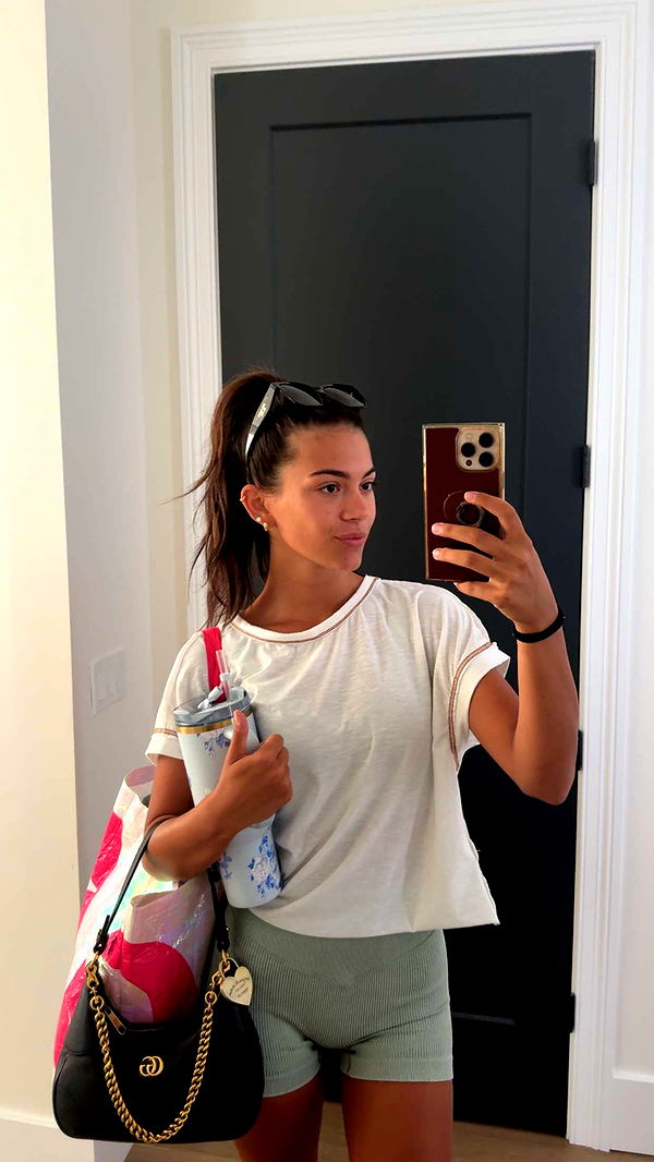 mia_sweitz image ~ Altpins