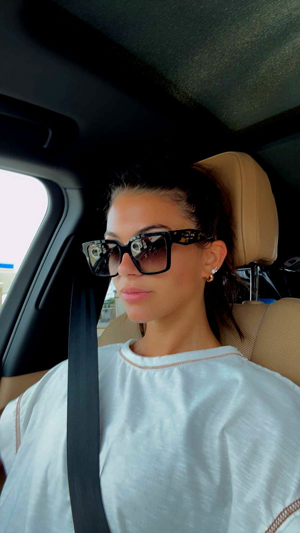 mia_sweitz image ~ Altpins