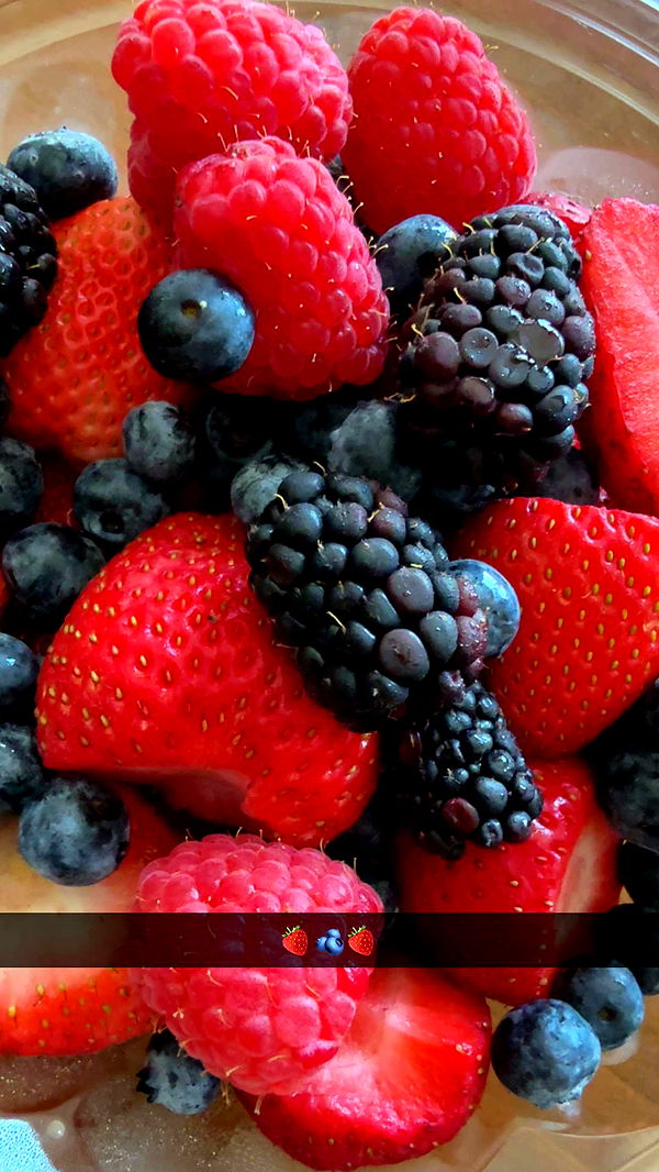 mia_sweitz image ~ Altpins