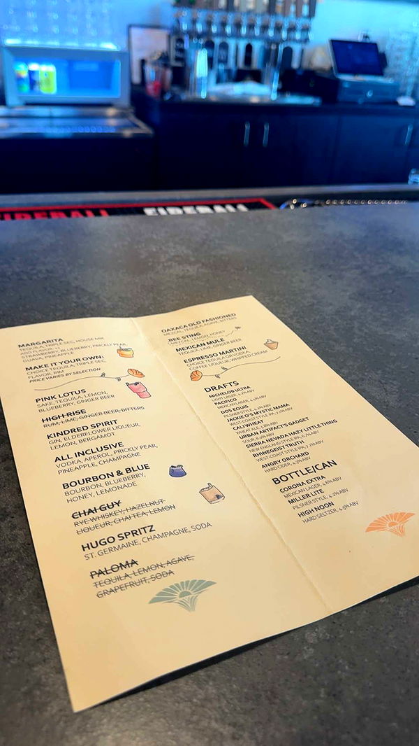 mia_sweitz image ~ Altpins