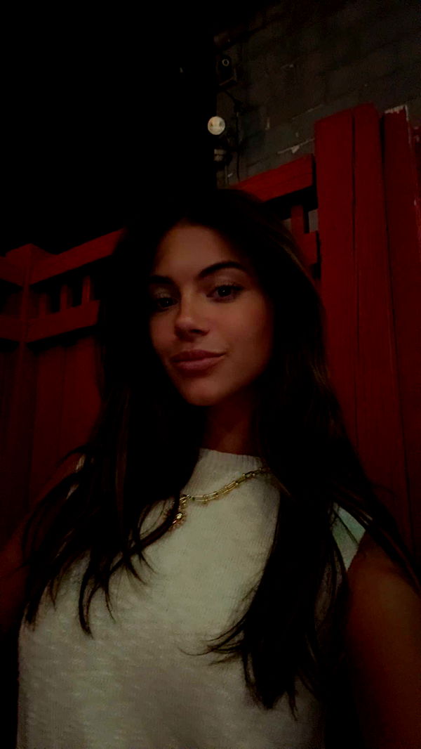 mia_sweitz image ~ Altpins