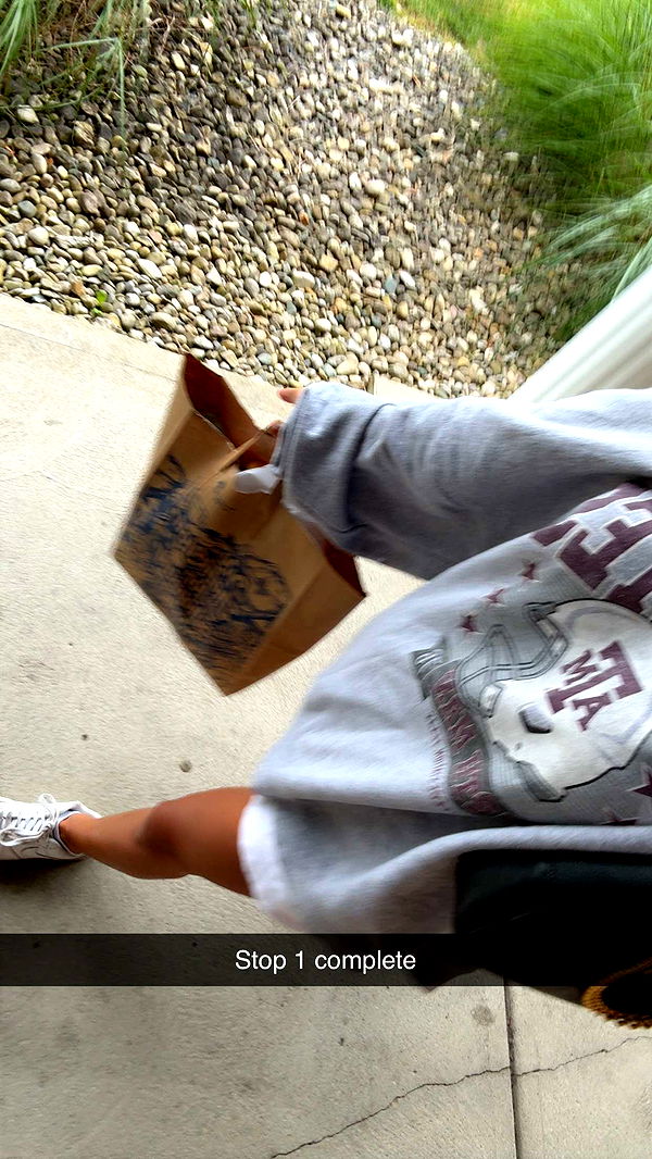 mia_sweitz image ~ Altpins