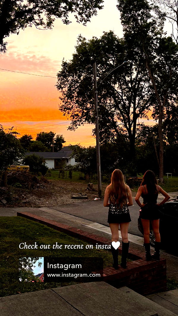 mia_sweitz image ~ Altpins