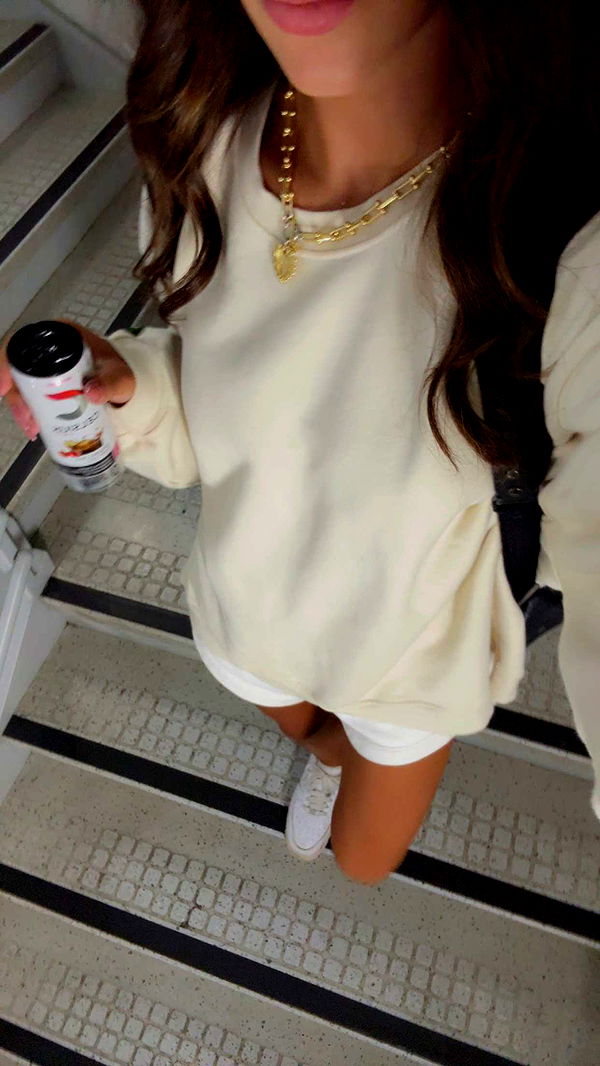 mia_sweitz image ~ Altpins