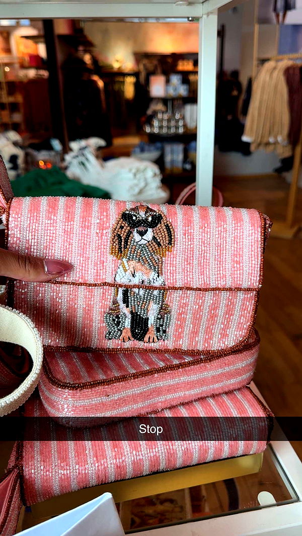 mia_sweitz image ~ Altpins