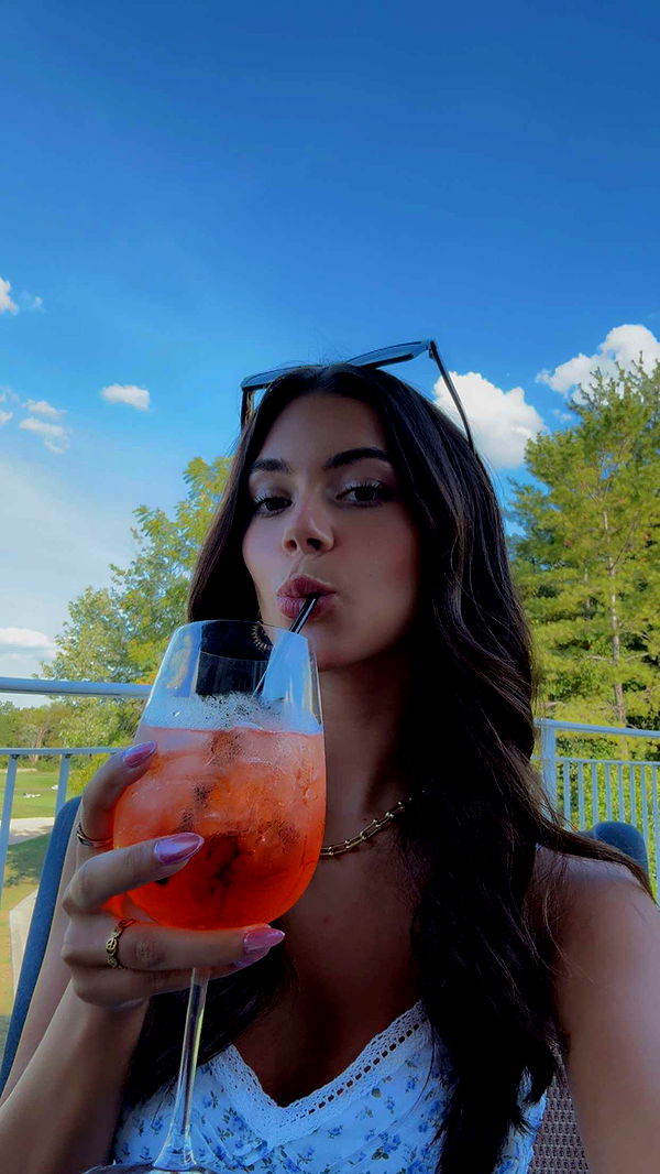 mia_sweitz image ~ Altpins