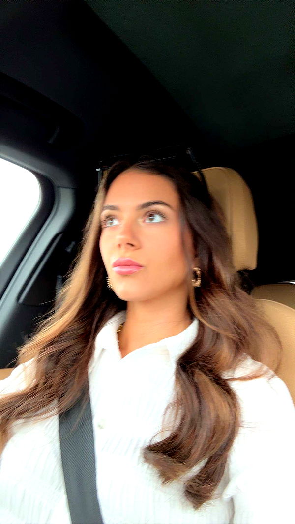 mia_sweitz image ~ Altpins