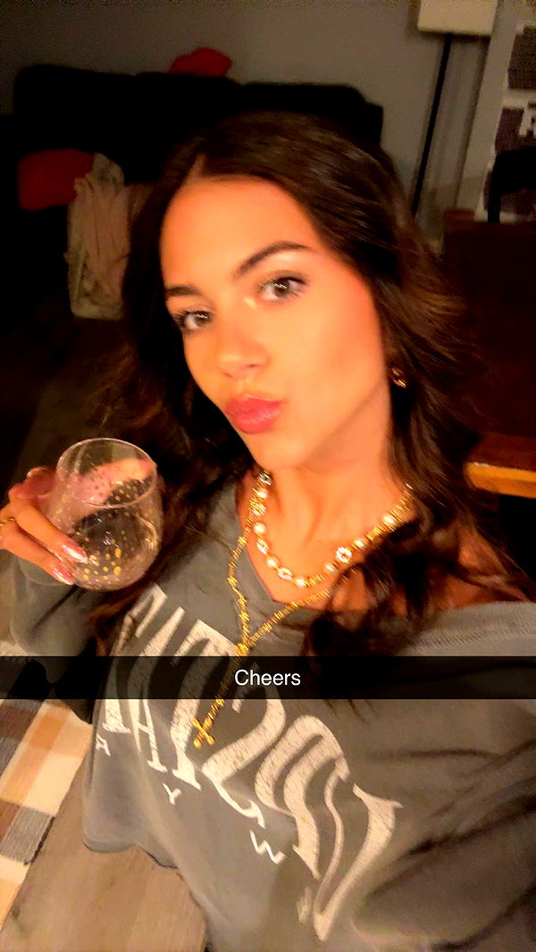 mia_sweitz image ~ Altpins