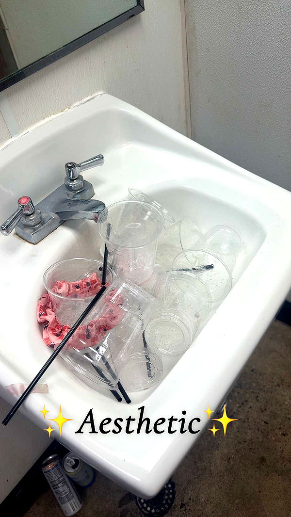 mia_sweitz image ~ Altpins