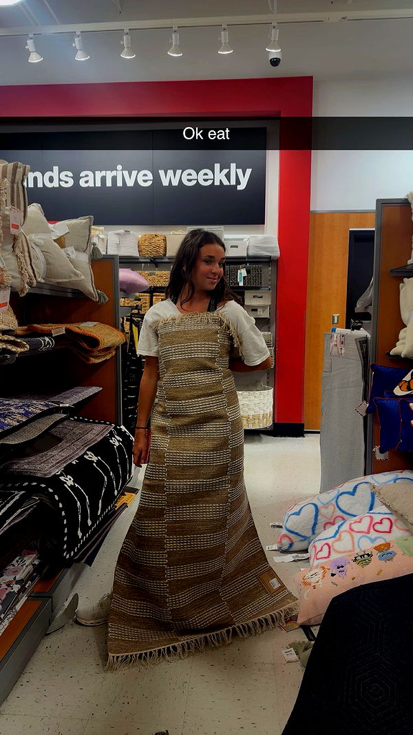 mia_sweitz image ~ Altpins