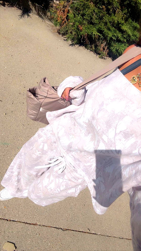 mia_sweitz image ~ Altpins