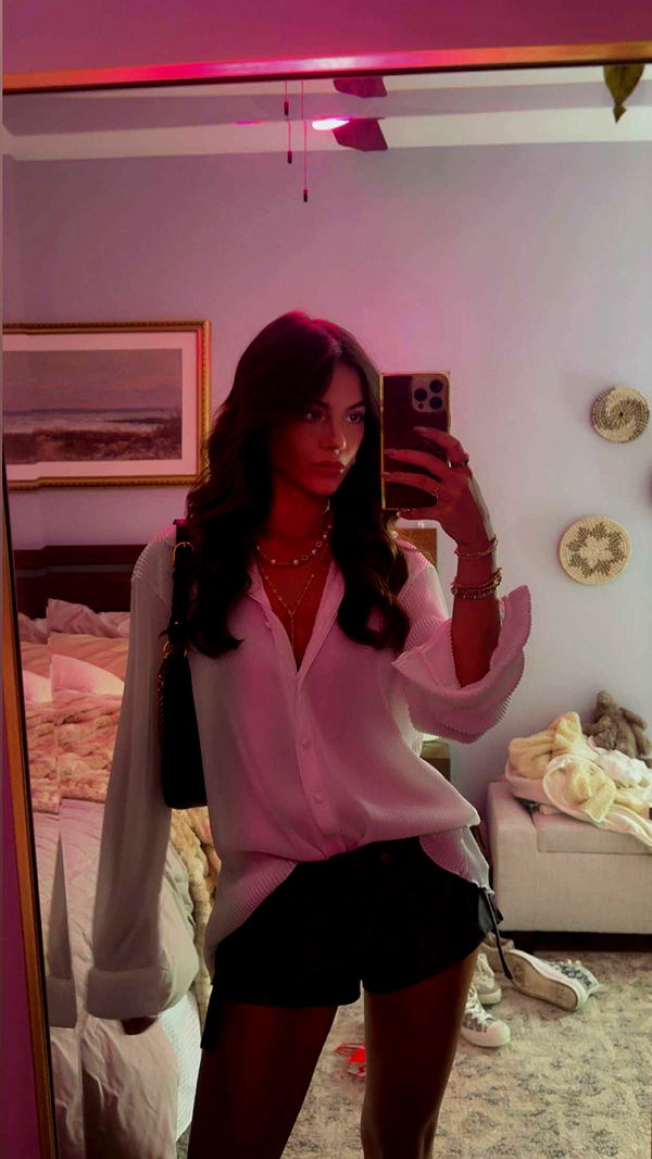 mia_sweitz image ~ Altpins