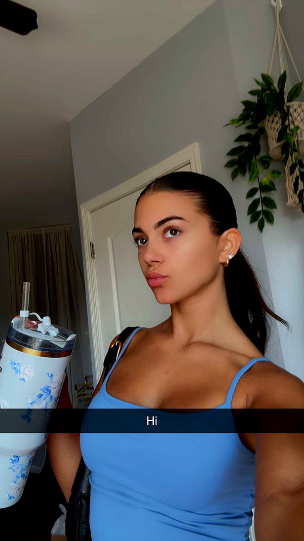 mia_sweitz image ~ Altpins