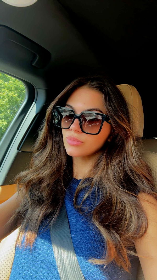 mia_sweitz image ~ Altpins