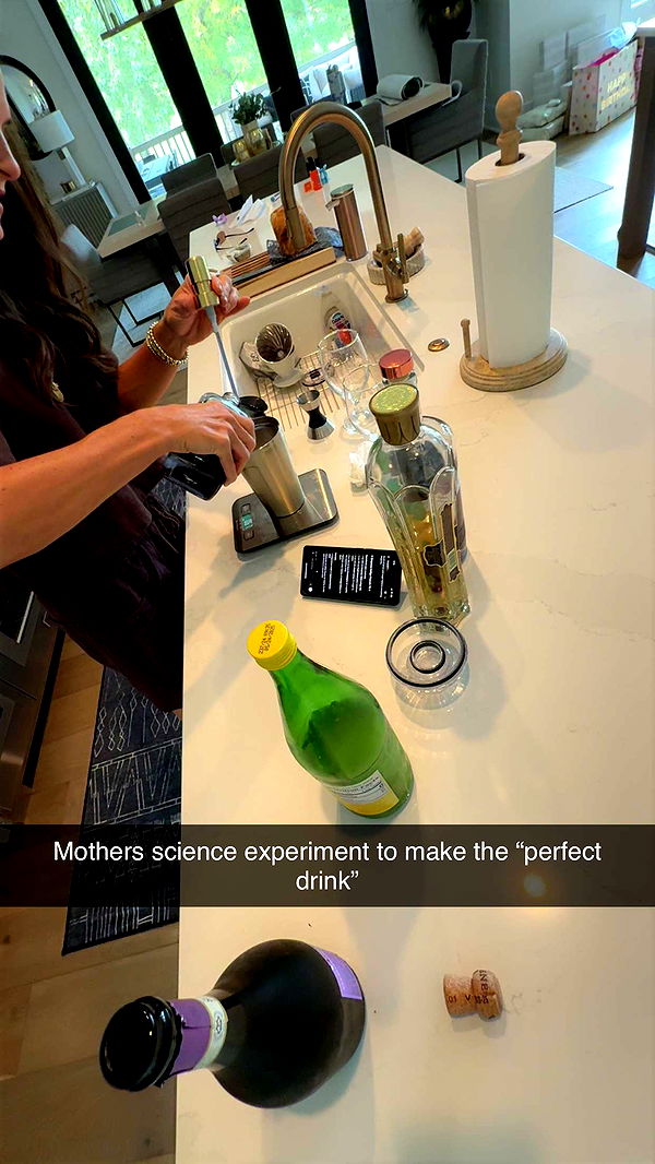 mia_sweitz image ~ Altpins