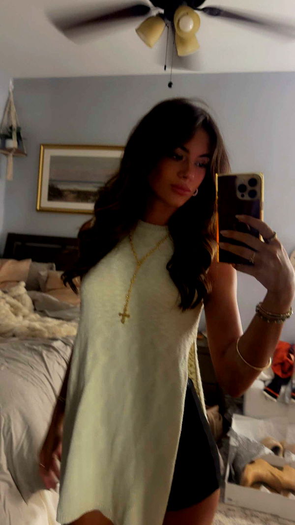 mia_sweitz image ~ Altpins