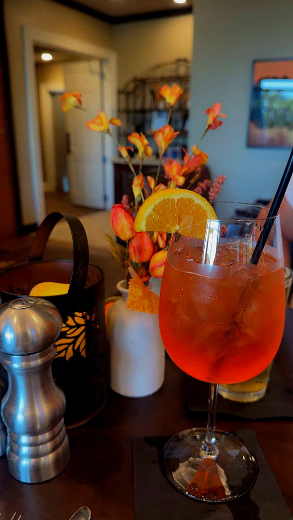 mia_sweitz image ~ Altpins