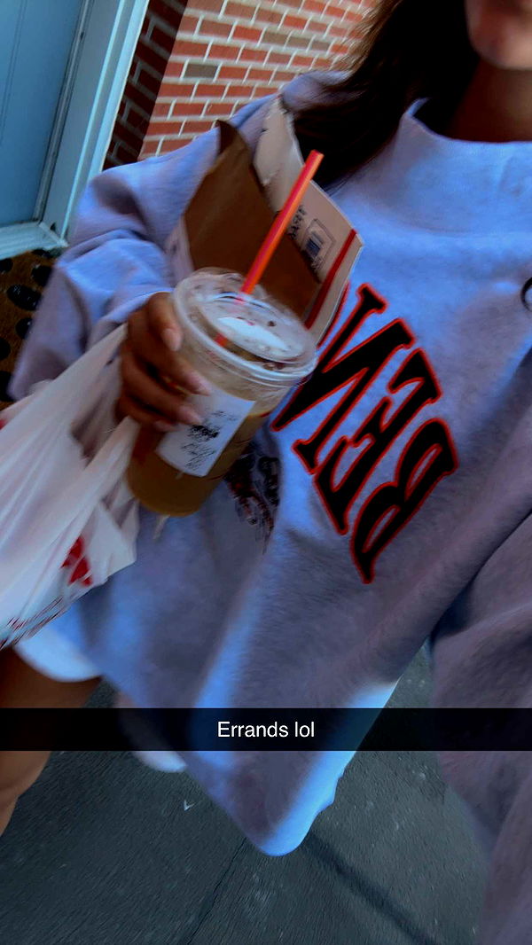 mia_sweitz image ~ Altpins