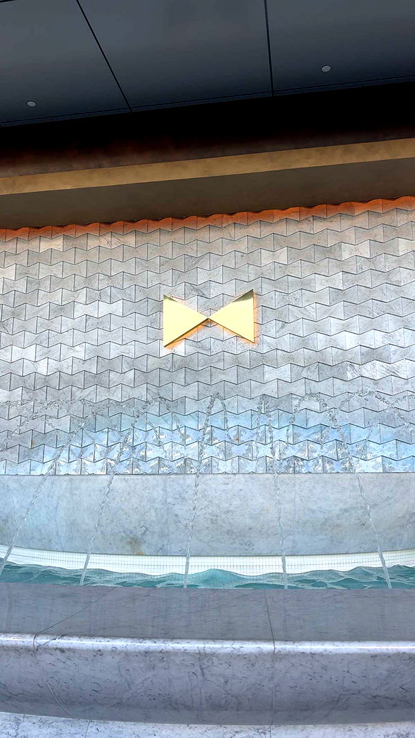 mia_sweitz image ~ Altpins