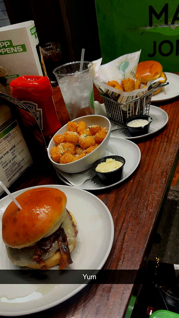 mia_sweitz image ~ Altpins