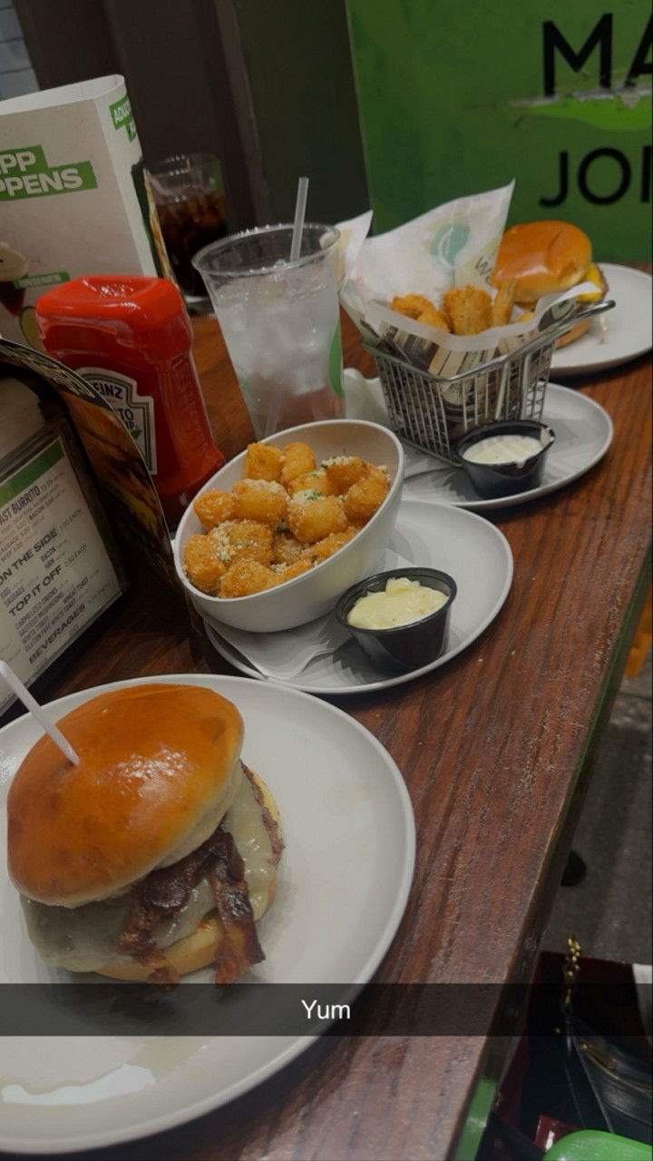 mia_sweitz snapchat image archive image