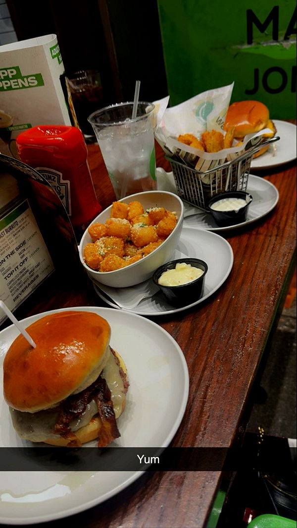 mia_sweitz image ~ Altpins