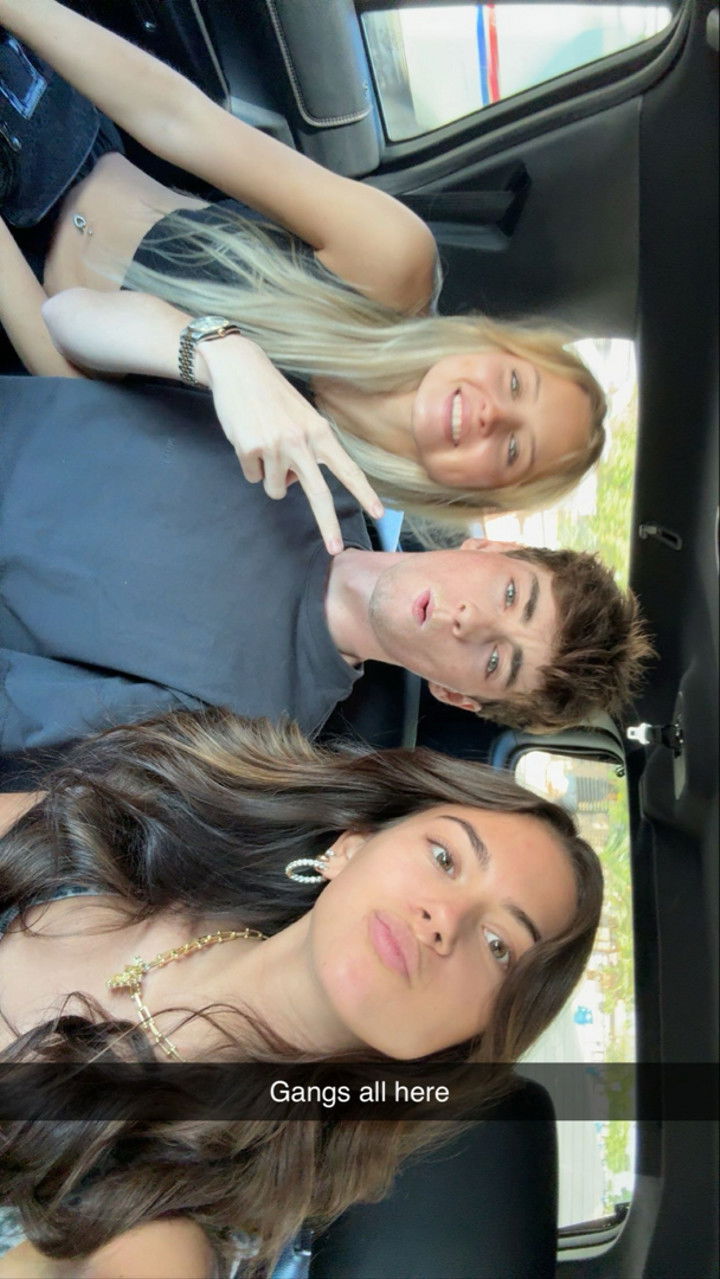 mia_sweitz snapchat image archive image