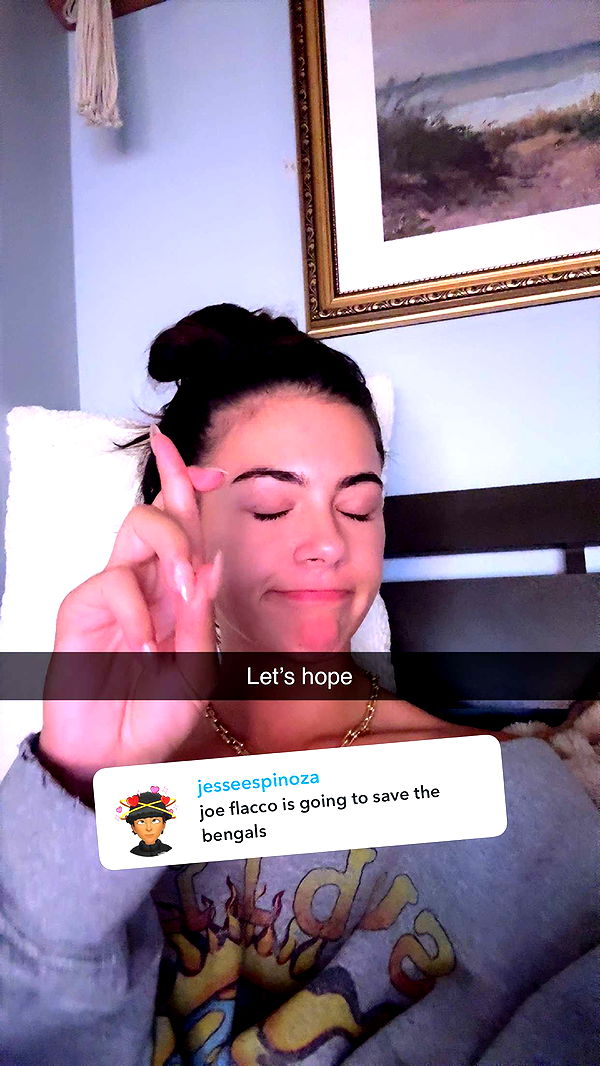 mia_sweitz image ~ Altpins