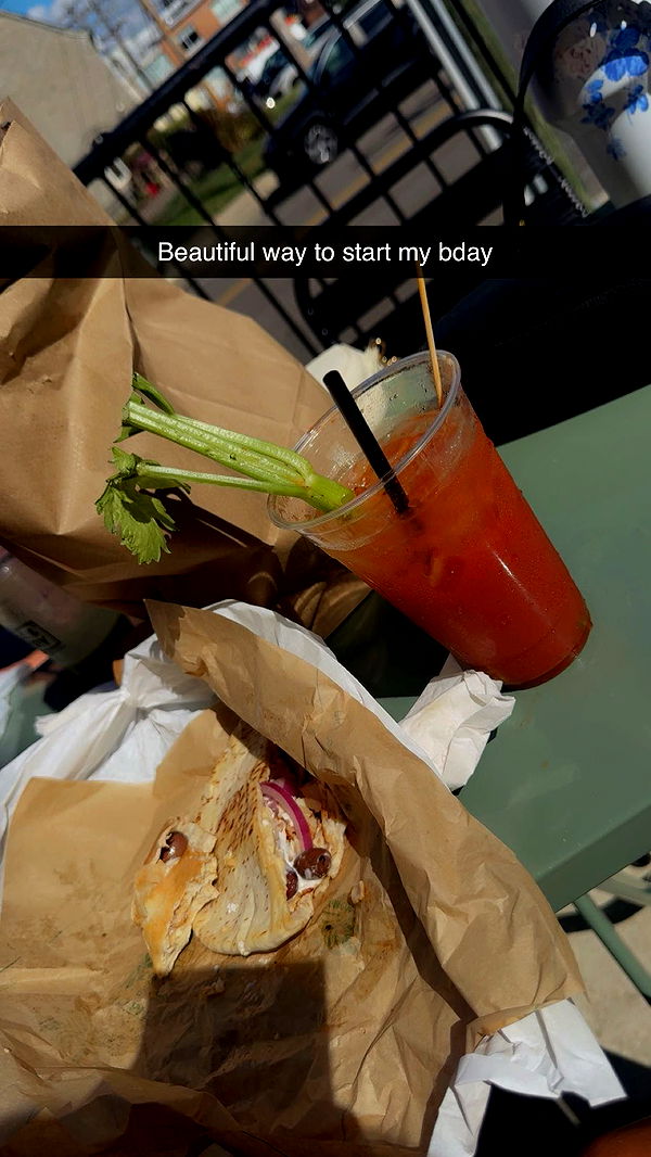 mia_sweitz image ~ Altpins