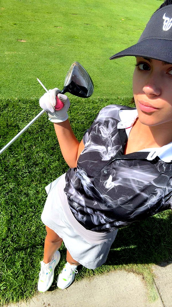 mia_sweitz image ~ Altpins