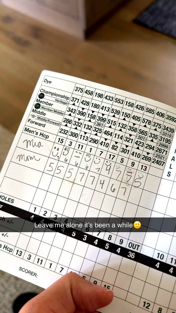 mia_sweitz image ~ Altpins