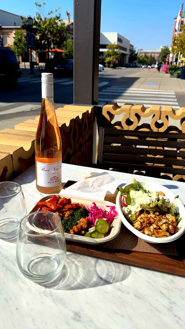 mia_sweitz image ~ Altpins