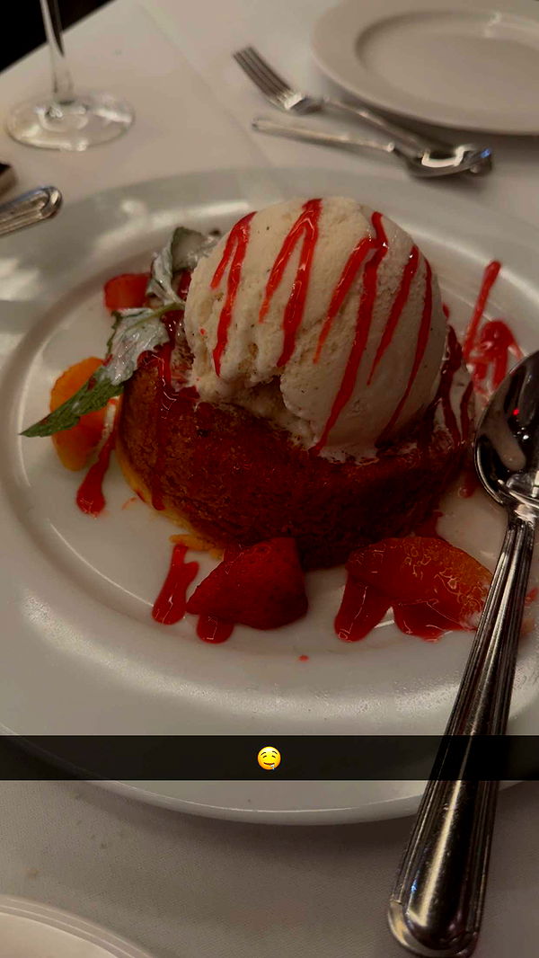 mia_sweitz image ~ Altpins