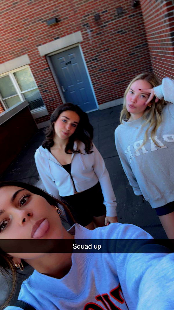 mia_sweitz image ~ Altpins