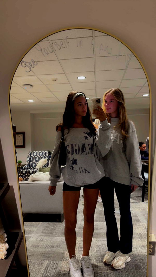 mia_sweitz image ~ Altpins