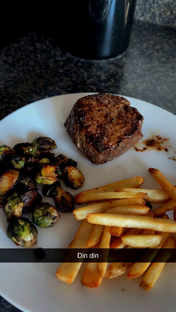 mia_sweitz image ~ Altpins