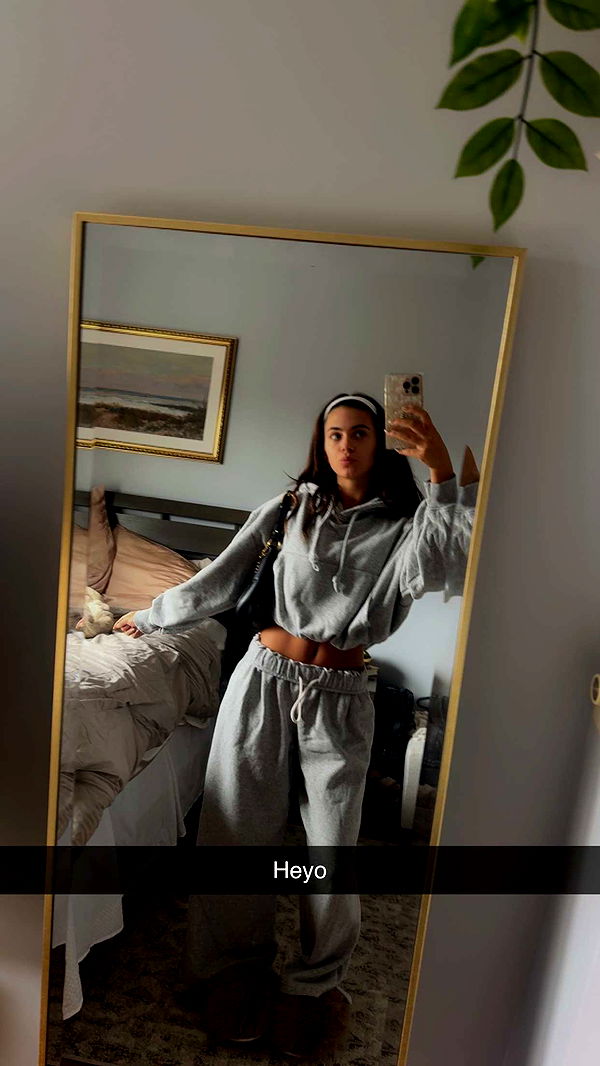 mia_sweitz image ~ Altpins