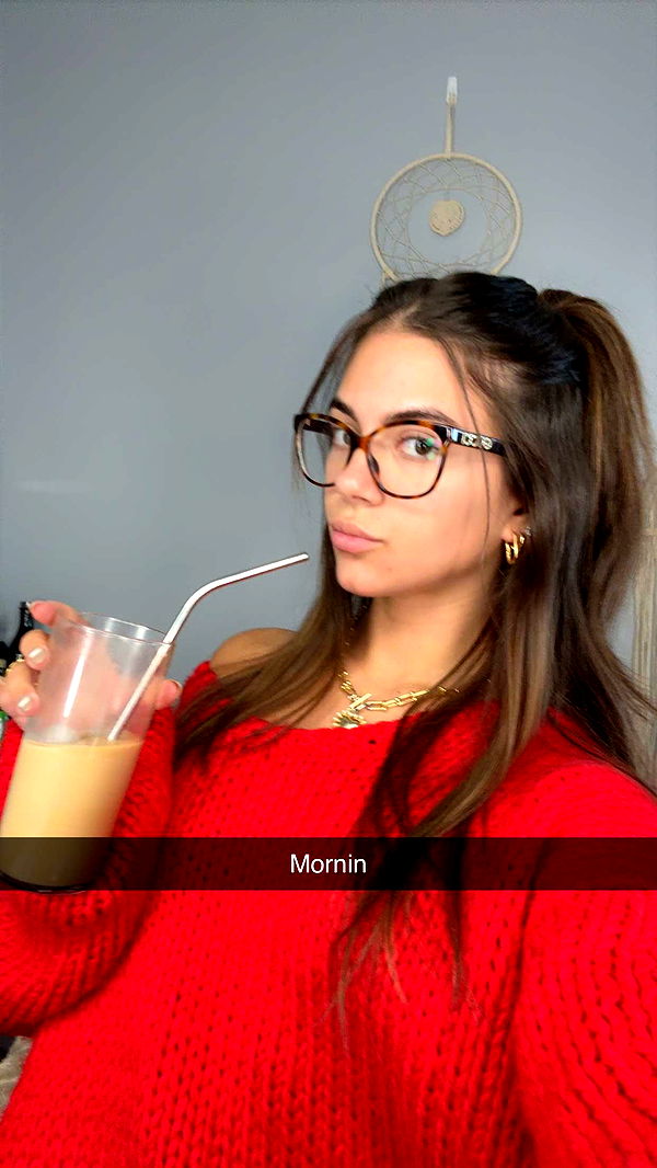 mia_sweitz image ~ Altpins