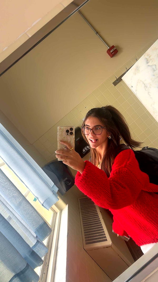 mia_sweitz image ~ Altpins