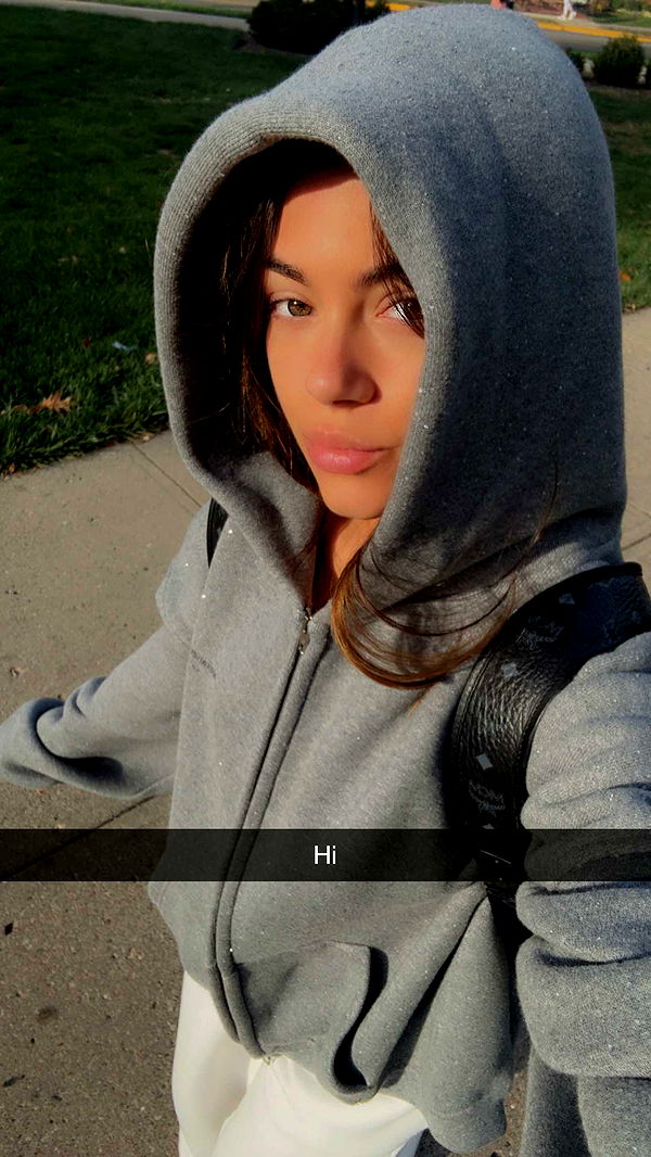 mia_sweitz image ~ Altpins