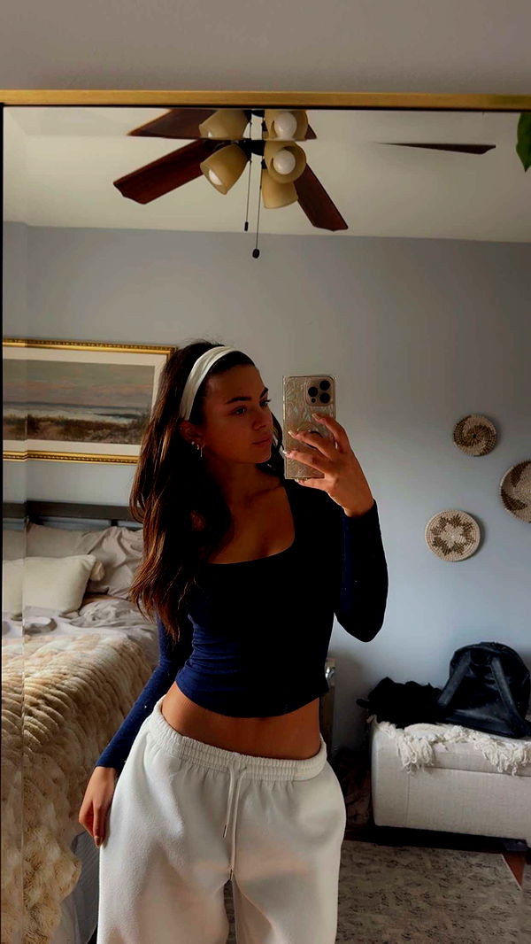 mia_sweitz image ~ Altpins