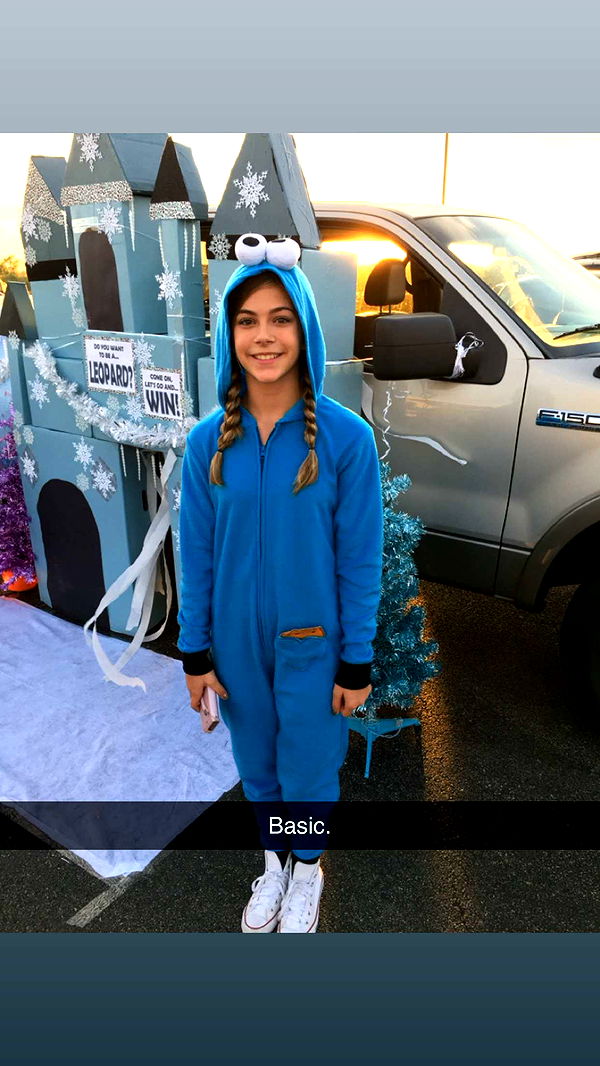 mia_sweitz image ~ Altpins