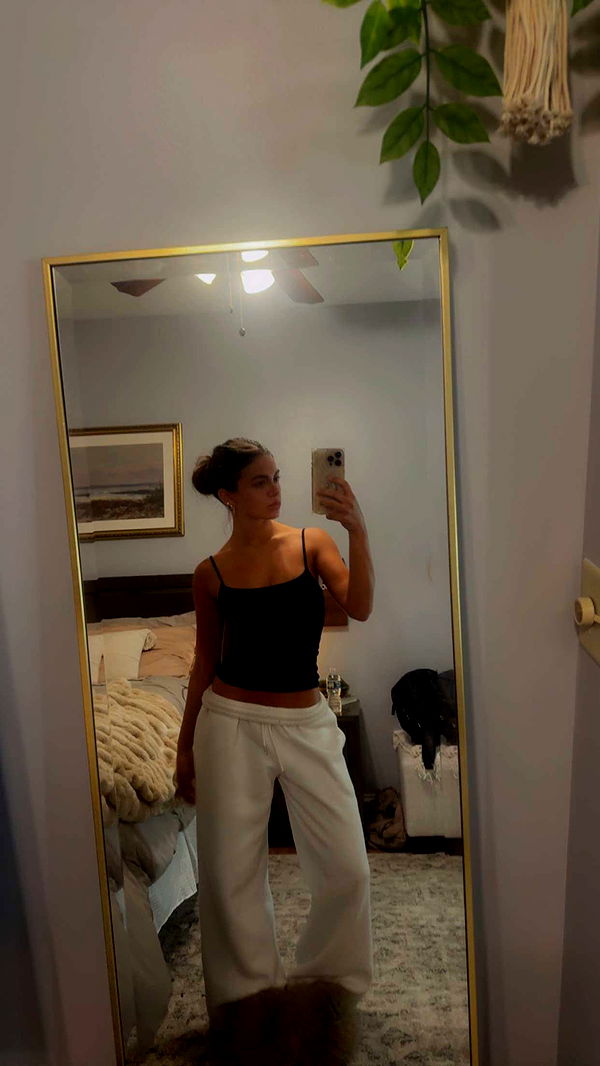 mia_sweitz image ~ Altpins