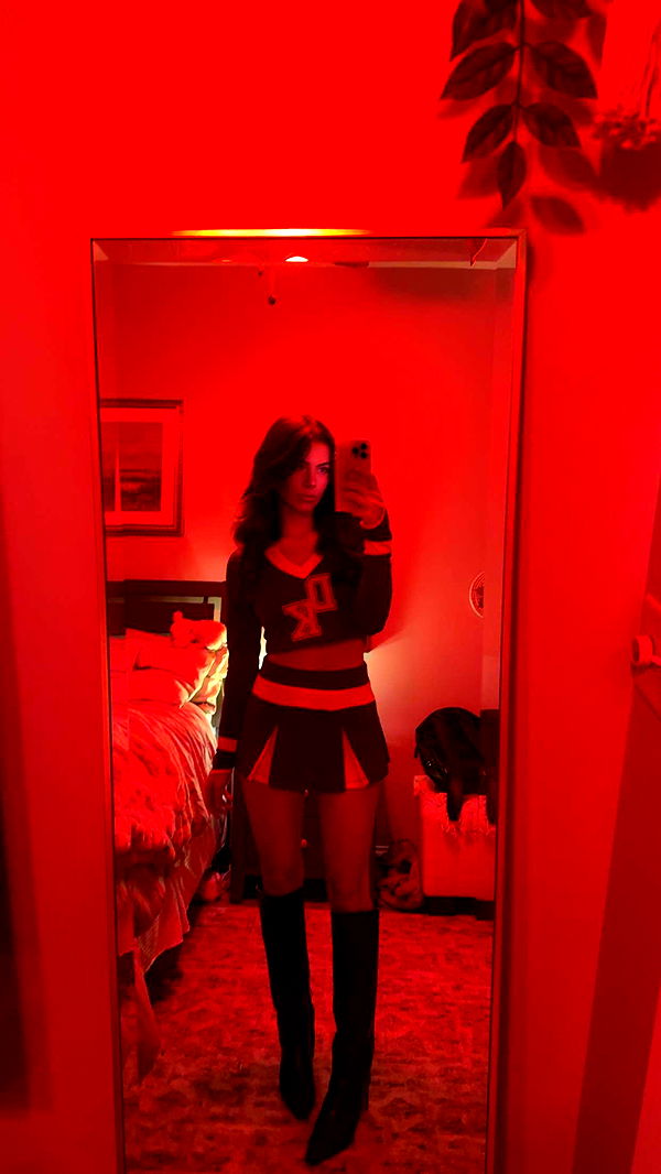 mia_sweitz image ~ Altpins