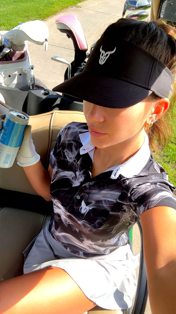 mia_sweitz image ~ Altpins