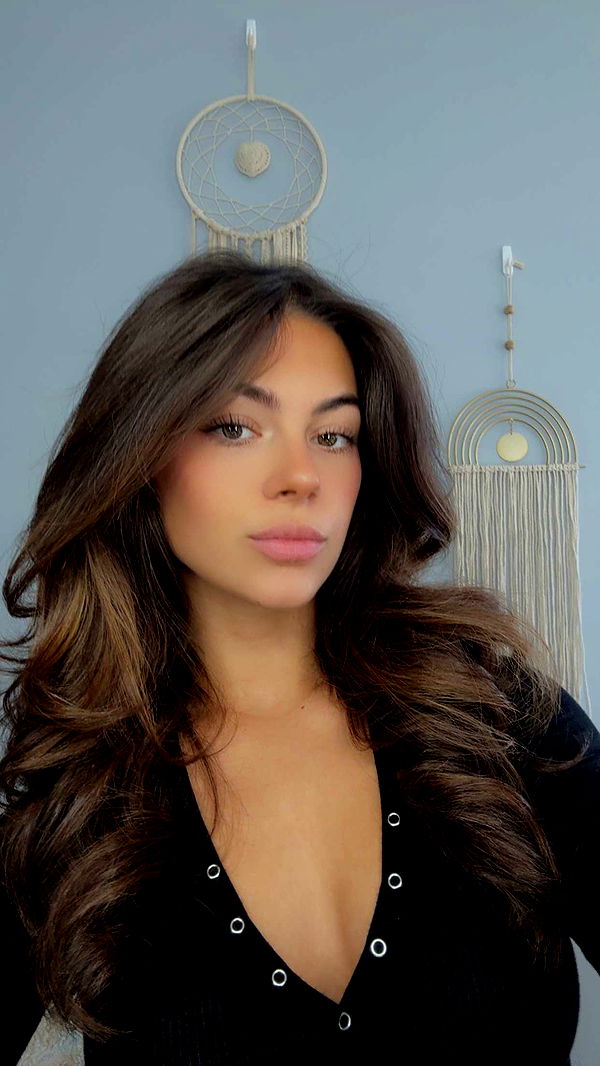 mia_sweitz image ~ Altpins