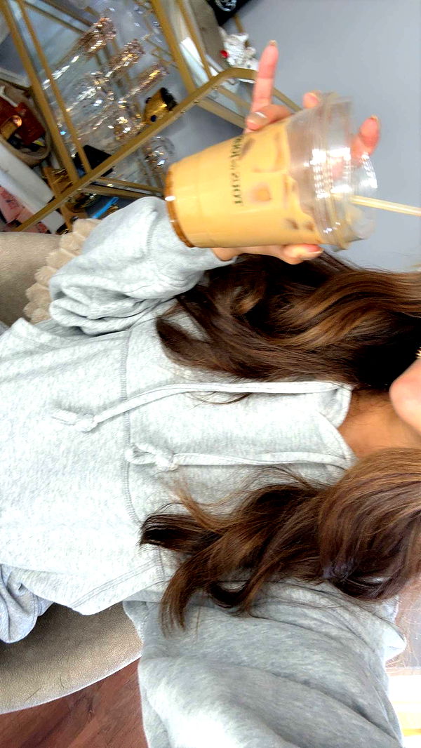 mia_sweitz image ~ Altpins