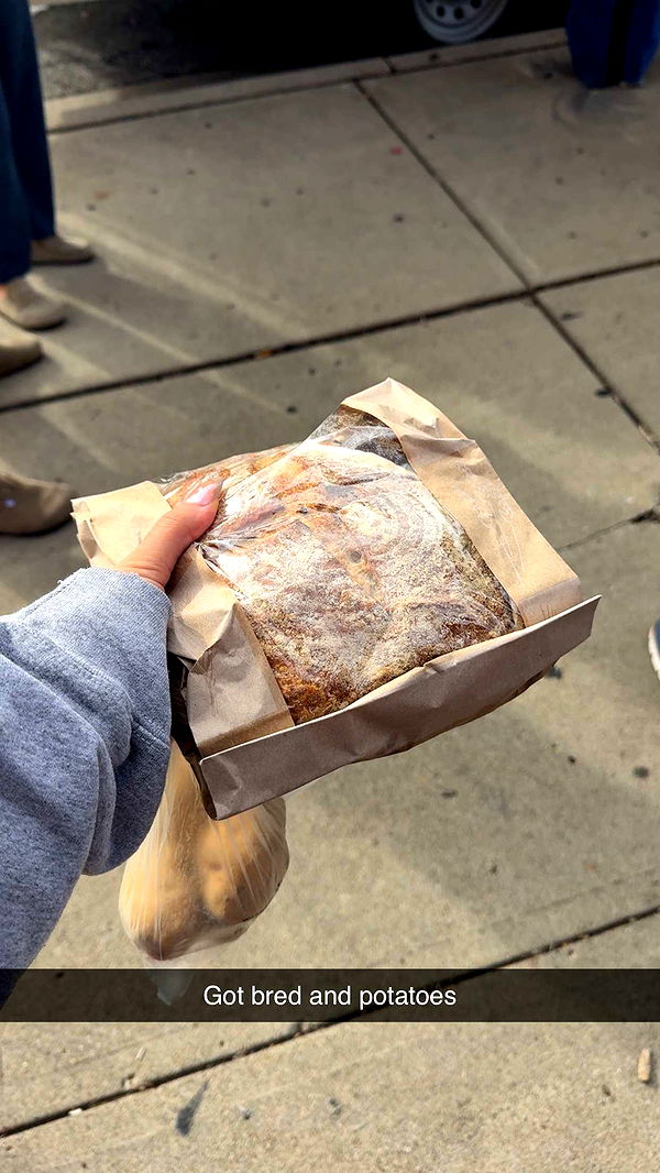 mia_sweitz image ~ Altpins