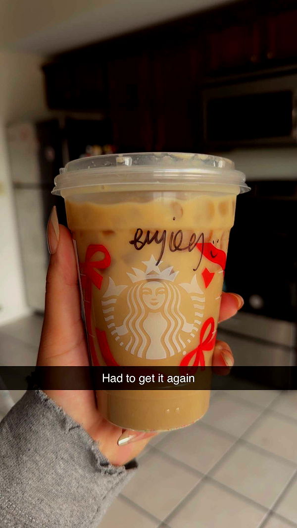 mia_sweitz image ~ Altpins